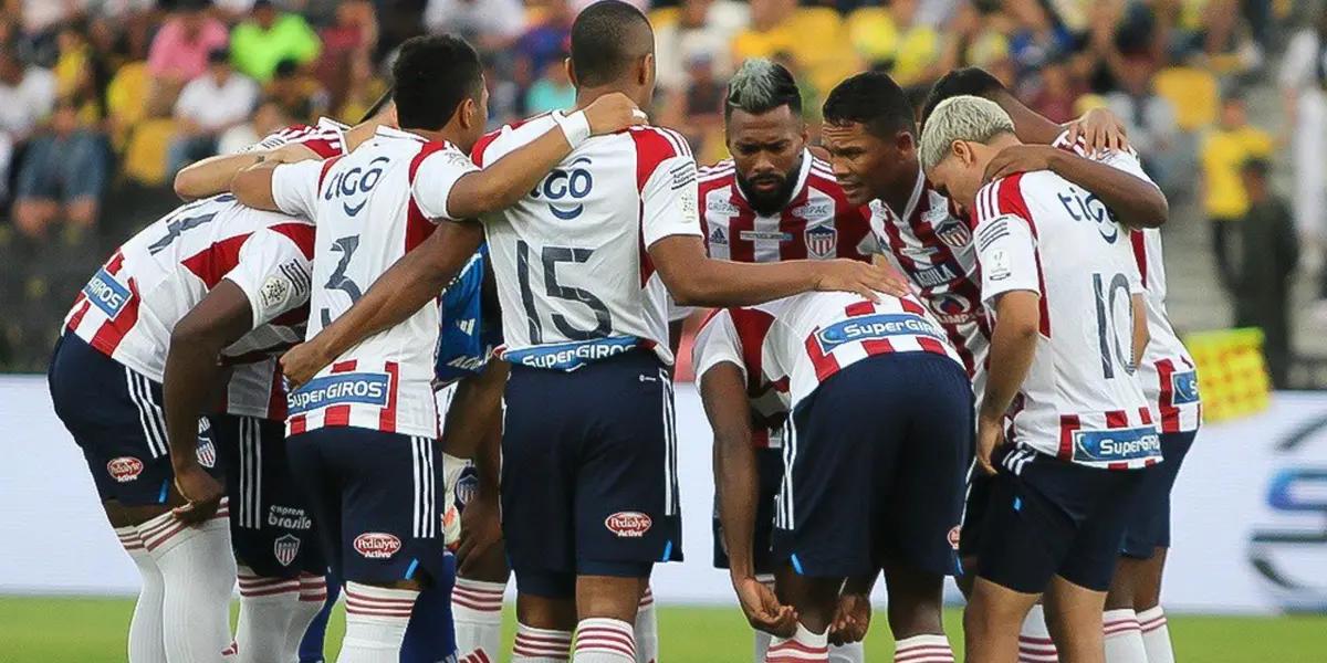 Jogadores do Júnior reunidos