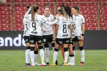 Ontem Corinthians enfrentou Ariquemes pelo Campeonato Brasileiro Feminino e só precisou de dois jogos para alcançar a marca de duas casas numéricas.