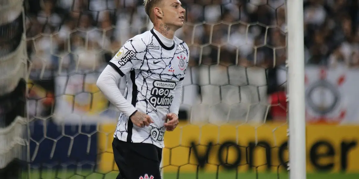 Camisa 10 saiu no segundo tempo da final e não gostou