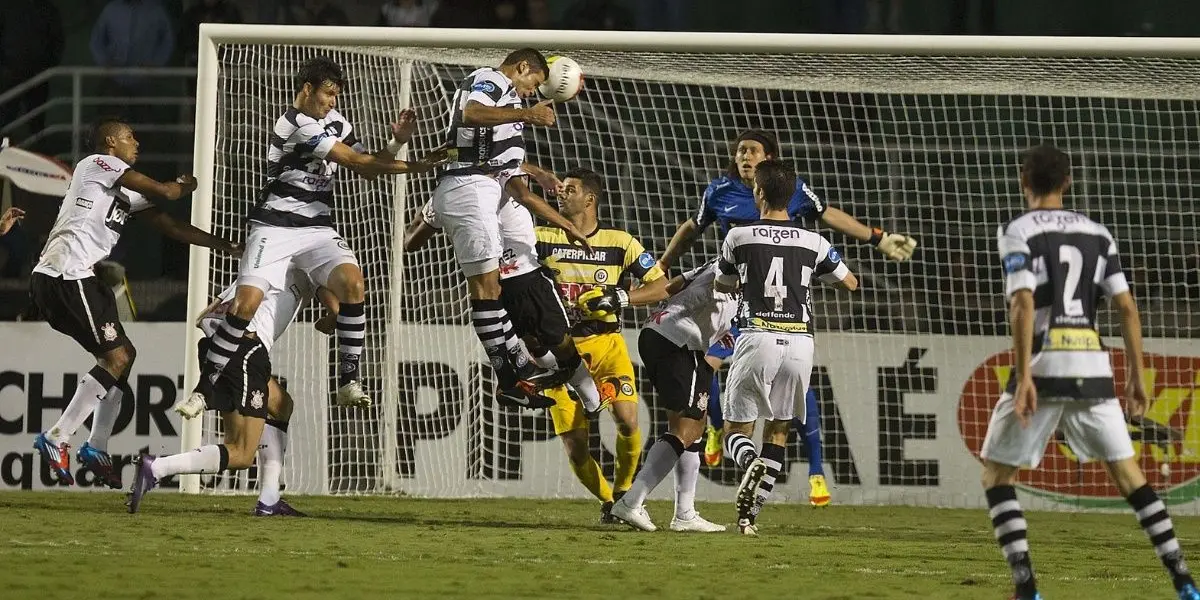 Como jogador do Corinthians, o goleiro empilhou conquistas desde 2012