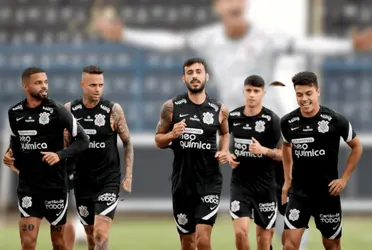 Cruz Azul quer jogador que fez um 2023 apagado