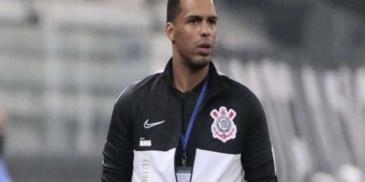 Em coletiva de imprensa de pós-jogo, o técnico Fernando Lázaro rasga o verbo sobre atuação corinthiana na estreia da Copa do Brasil