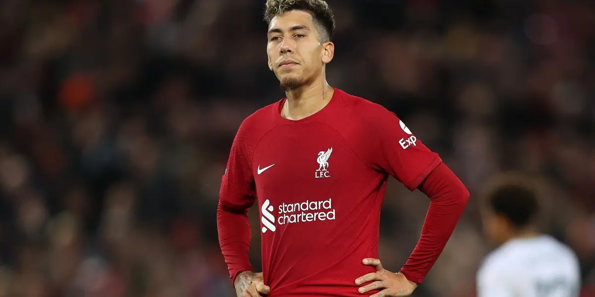 Firmino que é corinthiano e tem sido um dos maiores sonhos da torcida alvinegra pra salvar essa temporada assombrosa