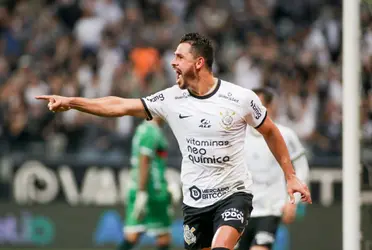 Foi apoiado ao entrar no Corinthians depois foi duramente criticado com seu rendimento mas com o resultado de ontem consegue surpreender torcida