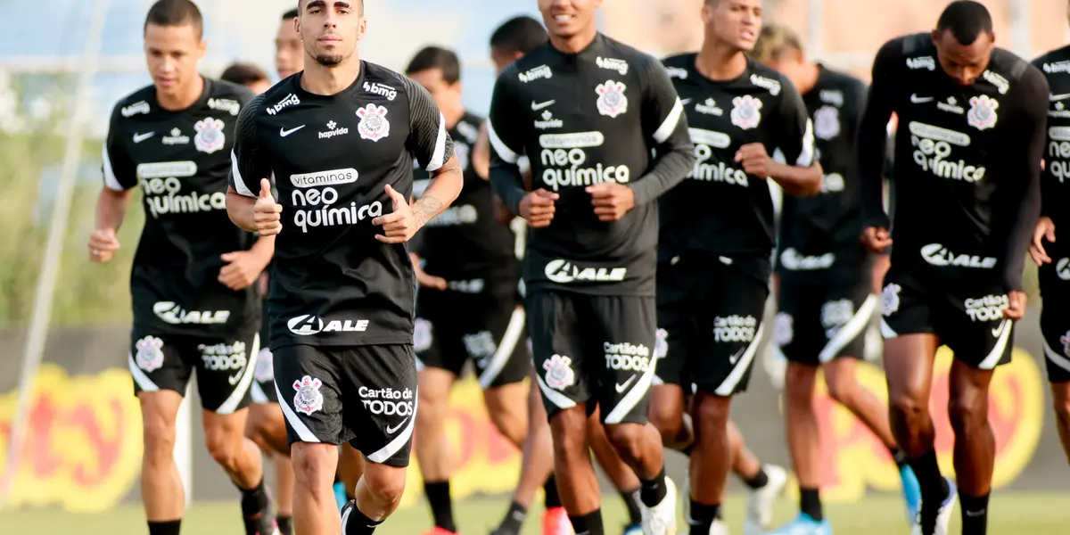 Jogador foi contratado como esperança, mas pode estar de saída do alvinegro