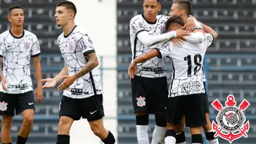 Jogadores do Corinthians comemoram