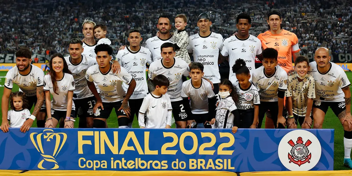 Jogadores do Corinthians na final da Copa do Brasil em 2022