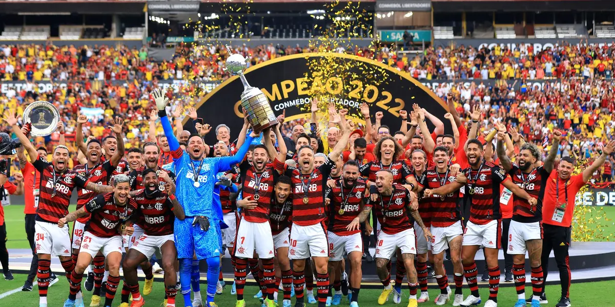 Jogadores do Flamengo comemoram conquista da Libertadores em 2022