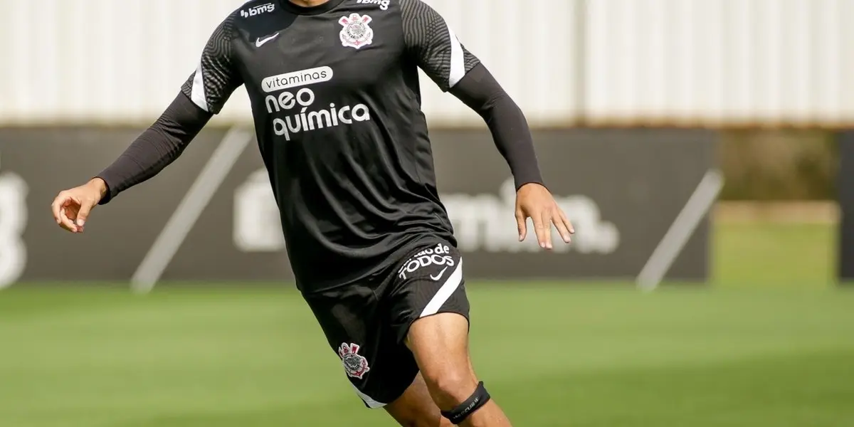 Léo Santos esteve emprestado para a Ponte Preta na última temporada