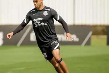 Léo Santos esteve emprestado para a Ponte Preta na última temporada