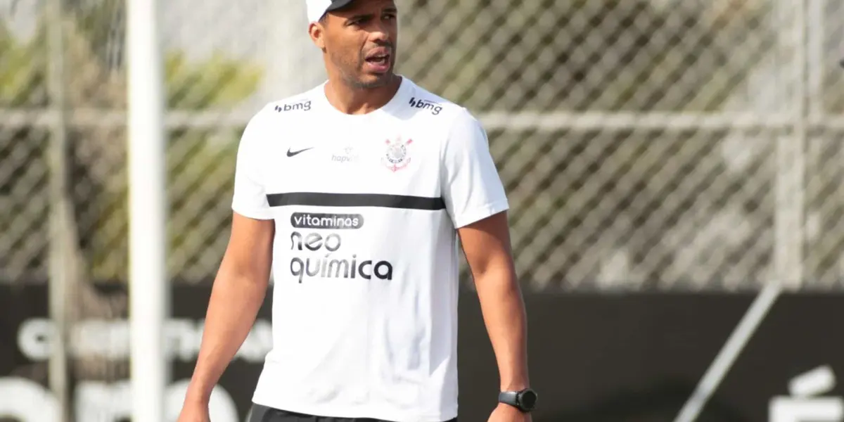 O Corinthians estreou mal na Copa do Brasil e torcida pressiona bastidores e a solução para Fernando Lázaro ficar só pode ser essa