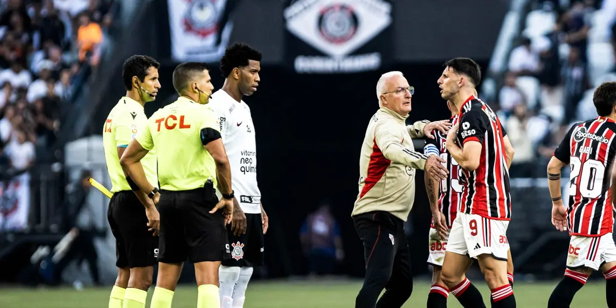 Ônibus do Corinthians foi alvo de são-paulinos