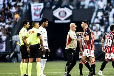 Ônibus do Corinthians foi alvo de são-paulinos