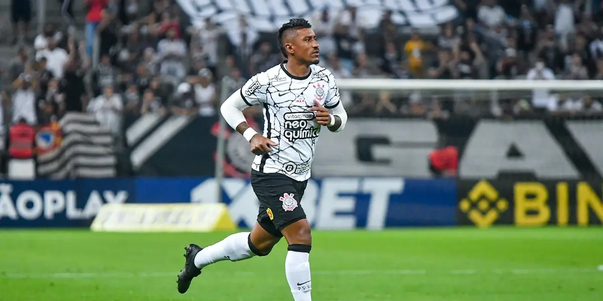 Paulinho é um dos jogadores com currículo mais extenso e deve ser peça fundamental no Timão