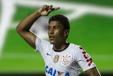 Paulinho esbanja em sua residência