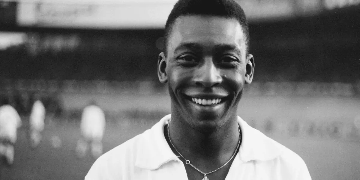 Pelé foi um ícone em todo o mundo e marcou mais gols no Timão do que qualquer outro atleta