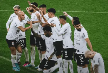 Só estão no Corinthians por dinheiro e mostraram porque quando entram em campo não passam de meros troncos