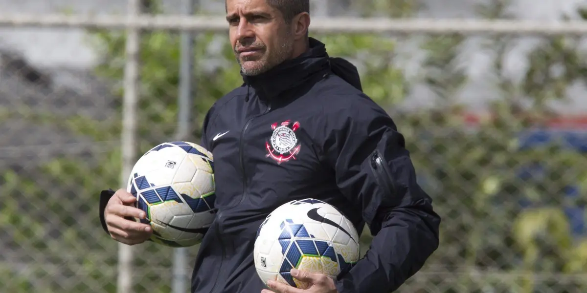 Sylvinho foi treinador do Corinthians nos anos de 2021 e 2022