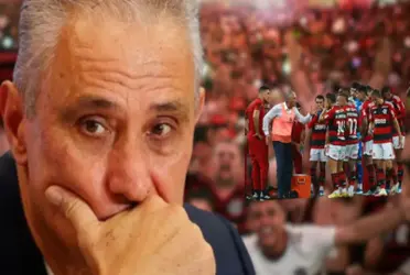 Tite com elenco do Flamengo ao fundo