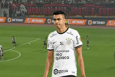 Volante do Corinthians não acompanhou o atacante Calleri na jogada