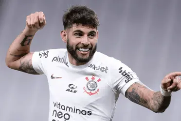 Yuri Alberto foi um dos melhores jogadores em campo com 2 gols