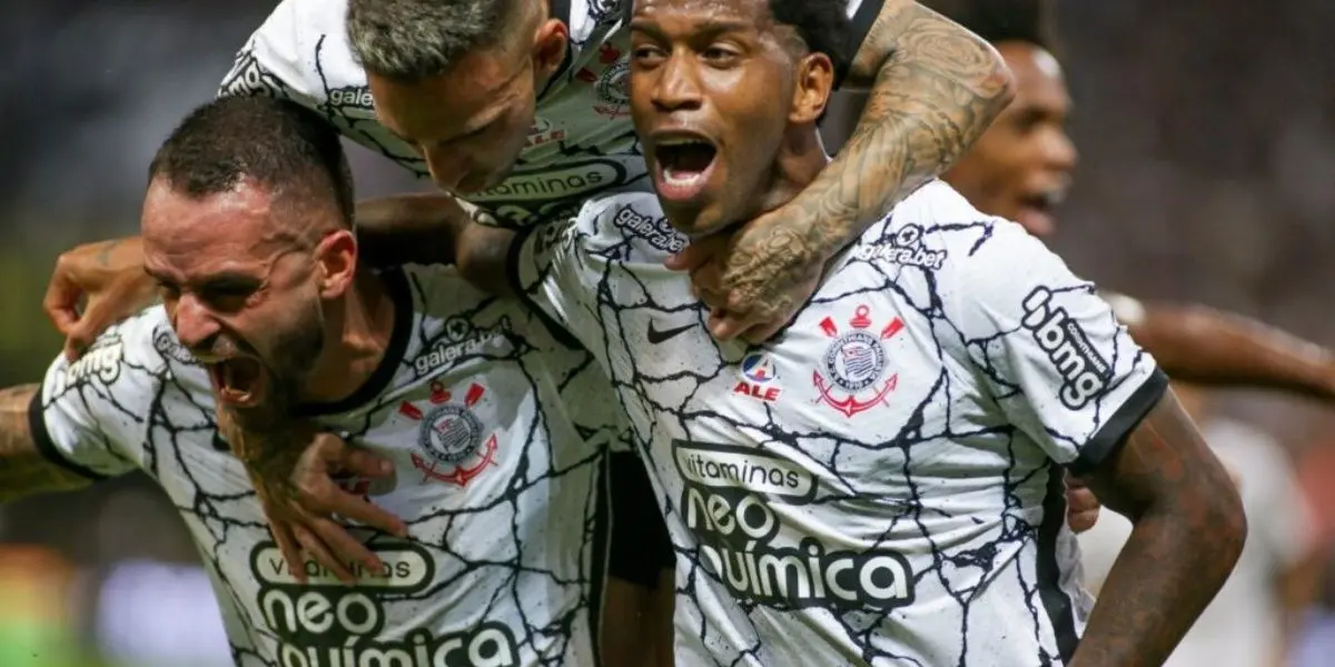 Zagueiros do Corinthians tendem a fazer grandes disputas na próxima temporada